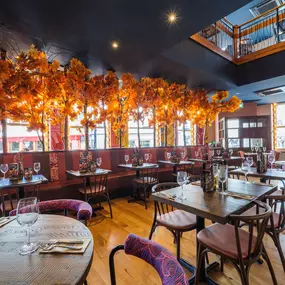 Zizzi Kingston, Inside Seating