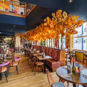 Zizzi Kingston, Inside Seating