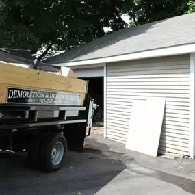 Bild von John’s Junk Removal & Demolition Contractor