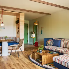Cabin One Bedroom Suite Lounge