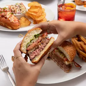 Dinner is calling!
ONE GREAT BURGER
aged cheddar, pickled green tomatoes, bacon, sautéed onions, jalapeño marmalade, house cut French fries