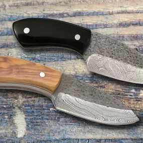 Damascus skinner knife from Faneema Cutlery