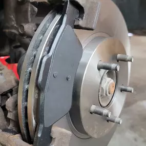 Sweis Auto Repair specializes in brake repair services to ensure your vehicle’s safety on the road. Whether you’re experiencing squeaky brakes or reduced stopping power, we provide thorough inspections and repairs to keep your braking system in top condition.