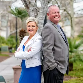 Bild von Angie and Todd Hermanns, REALTORS | Hermanns Team | Century 21 Broadhurst