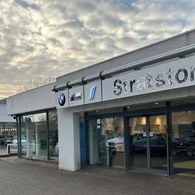 Stratstone BMW Bury St Edmunds Dealership Exterior