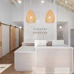 Bild von SUGARED + BRONZED (Liberty Station)