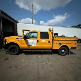 When you need truck repair anytime, SMM Truck Repair offers 24/7 service to get you back on the road quickly. Our around-the-clock availability ensures that you’re never stranded when unexpected issues arise. No matter the time, our team is ready to provide fast and reliable truck repair services.