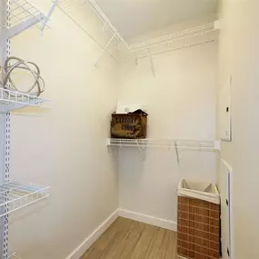 Walk in closet