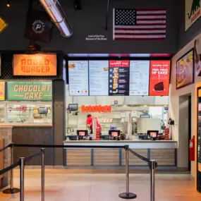 Portillo's Richmond line and ordering counter