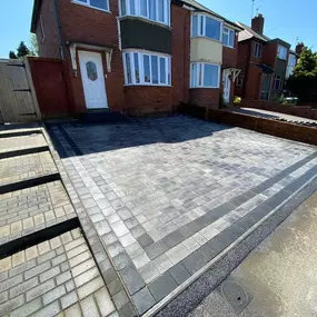 Bild von Valhalla Driveways and Patios