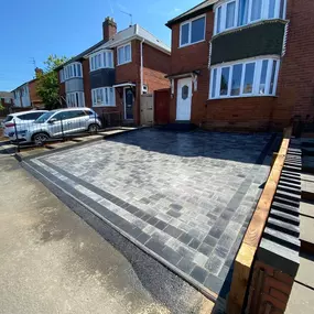 Bild von Valhalla Driveways and Patios