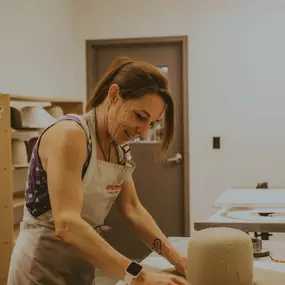Experience the difference of a handmade hat, crafted with passion and precision.⁠
⁠
Photo-@emily.nicole.photo.co⁠
