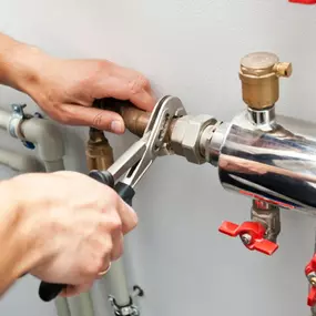 Our commercial plumbing experts have the right experience to help you keep your business running smoothly.