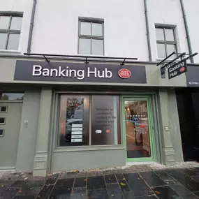 Bild von Warrenpoint Banking Hub Bank Hub