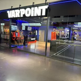 Der Eingang zu VARPOİNT in Tempelhofer Damm 227