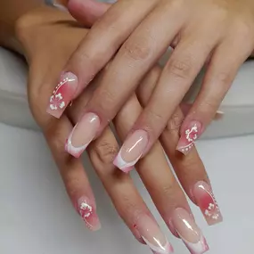 L'Amber Nails & Spa