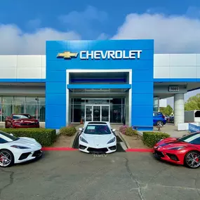 Platinum Chevrolet in Santa Rosa Dealership Storefront