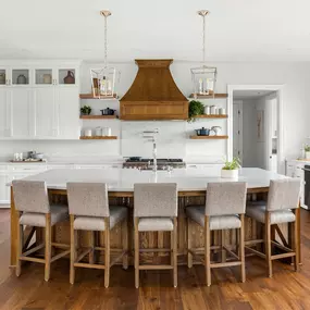 Trending - large islands for maximum seating in your kitchen