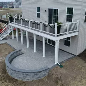 Bild von Platinum Deck and Patio