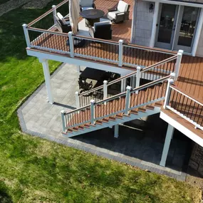 Bild von Platinum Deck and Patio