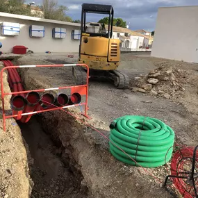 Bild von Terrassement Réseaux VRD | Assainissement | Maçonnerie béton terrasse