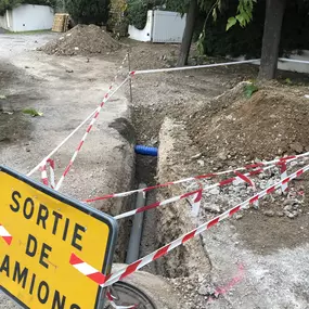 Bild von Terrassement Réseaux VRD | Assainissement | Maçonnerie béton terrasse