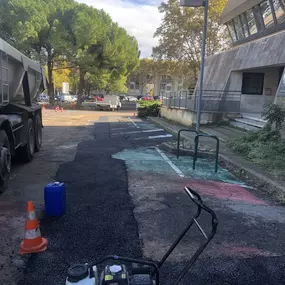 Bild von Terrassement Réseaux VRD | Assainissement | Maçonnerie béton terrasse