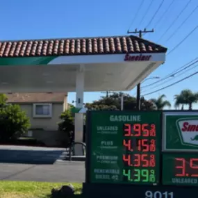 Sinclair gas station fueling island