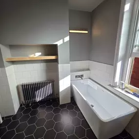 Bild von Q M Bathrooms Ltd