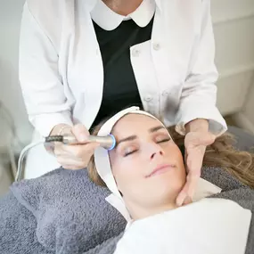 Bild von Hautzart Frankfurt – Hautverjüngung & Ästhetische Medizin