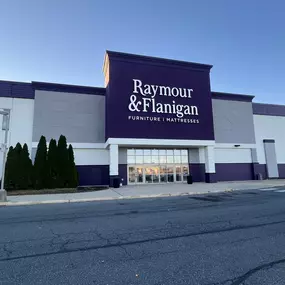 Bild von Raymour & Flanigan Furniture and Mattress Store