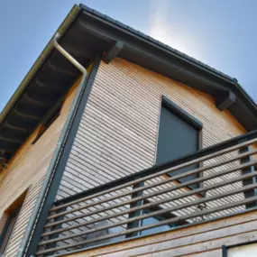 Bild von Bauer Holzbau GmbH Zimmerei - Holzhäuser - Dacheindeckungen