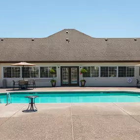 Pool at Sundial Apartments