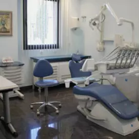 Gabinete_clinicadental_joséantonio_ gómez.jpg