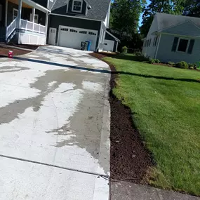 Bild von MRK Landscaping & Snowplowing