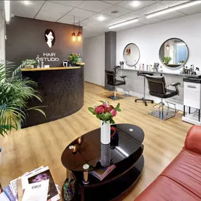 Bild von Hair Studio Duo Kadeřnický salon Praha 9