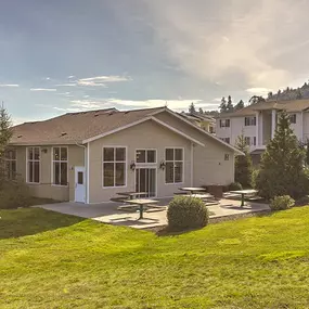 ELK CREEK APARTMENTS