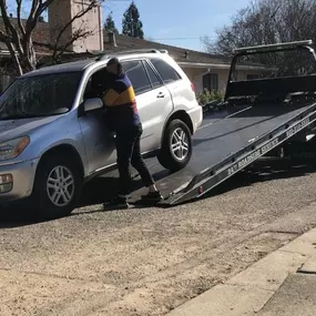 Bild von A's Towing