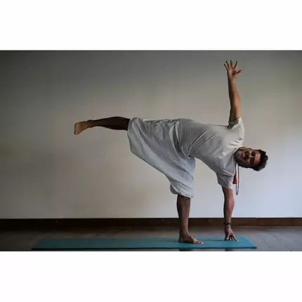 Logótipo de Yoga Ancestral Sevilla