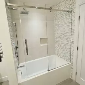 Bild von Glass Express Solutions LLC | Shower Doors Darien