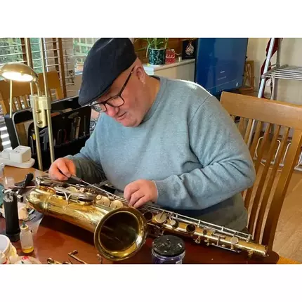 Λογότυπο από Morgan's Musical Instrument Repairs