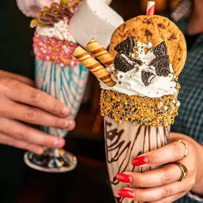 The Crazy Carnival & the Cookie Monster Freakshakes