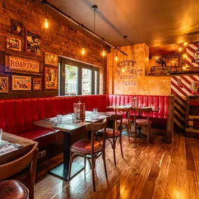 Family dining area at Hickory's Smokehouse Rhos on Sea