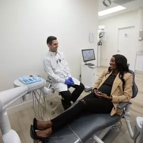 Bild von Allen & Washington Dental Implant Center