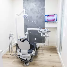 Bild von Allen & Washington Dental Implant Center