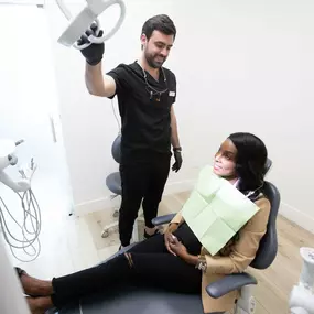 Bild von Allen & Washington Dental Implant Center