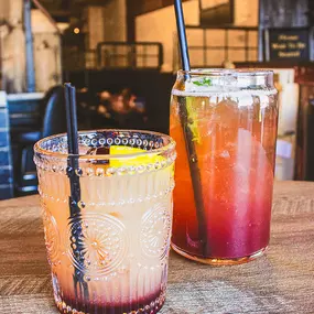 Looking for comfort food with a twist and cocktails with personality? Tipsy on Main Kitchen & Cocktails is here to make your night unforgettable!