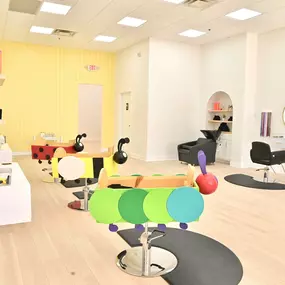 Bild von BUZZ CUTS - Kids Salon