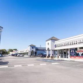 Bild von Texas Mattress Makers - Meyerland