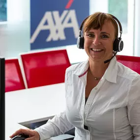 Kirsten Tramsen -  AXA Versicherung Nils Wirth - Kfz Versicherung in  Rellingen